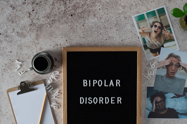 Understanding Bipolar Disorder: Symptoms, Emotions, and the Importance of Seeking Help